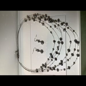 Fashion necklace and earrings set